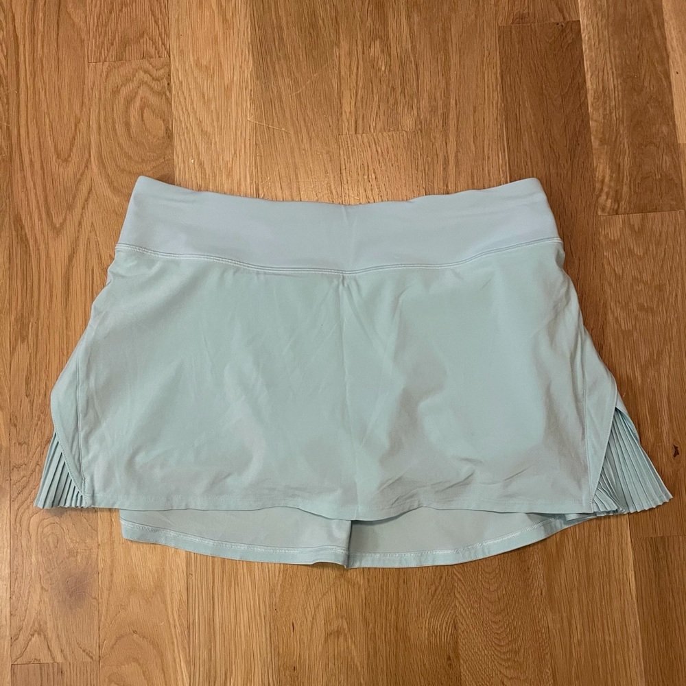 Lululemon: Play Off The Pleats Mid Rise Skirt